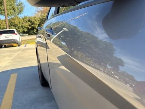 Used 2023 Hyundai Elantra SEL image 18