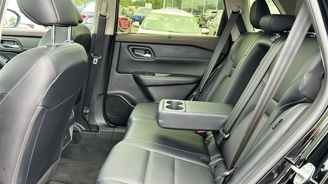Certified 2023 Nissan Rogue SV w/ SV Premium B Package AWD/4WD image 23