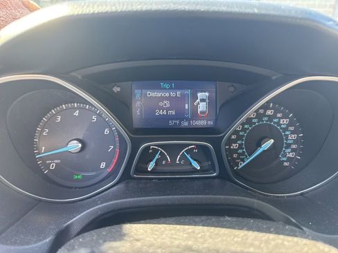 Used 2012 Ford Focus SEL image 8