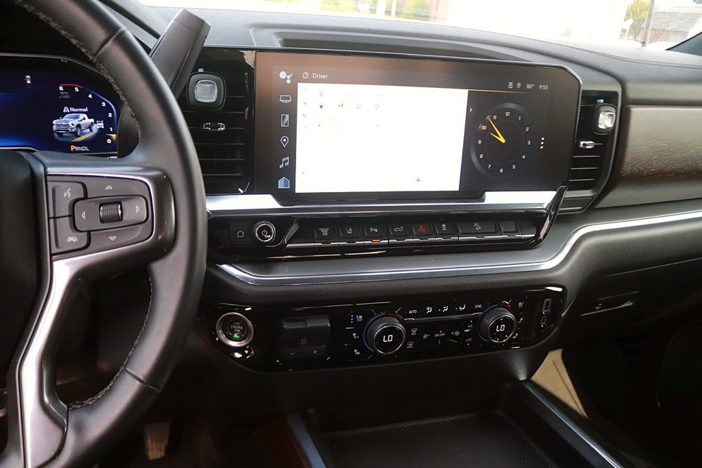 Used 2024 Chevrolet Silverado 2500 High Country w/ Technology Package AWD/4WD image 22
