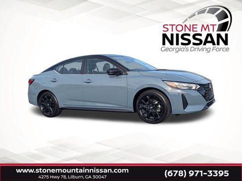 Used 2025 Nissan Sentra SR w/ Midnight Edition image 1