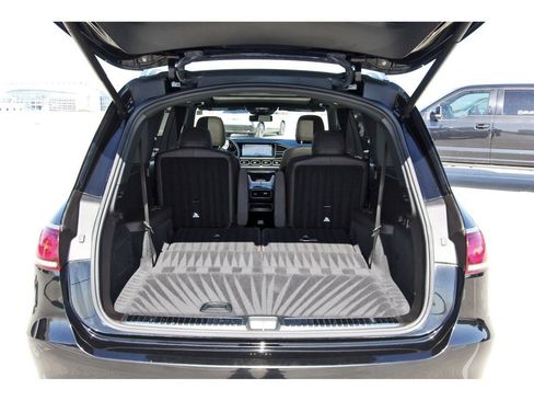 Used 2023 Mercedes-Benz GLS 450 4MATIC image 30