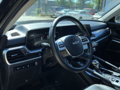 Used 2023 Kia Telluride S w/ S Sunroof Package AWD/4WD image 29