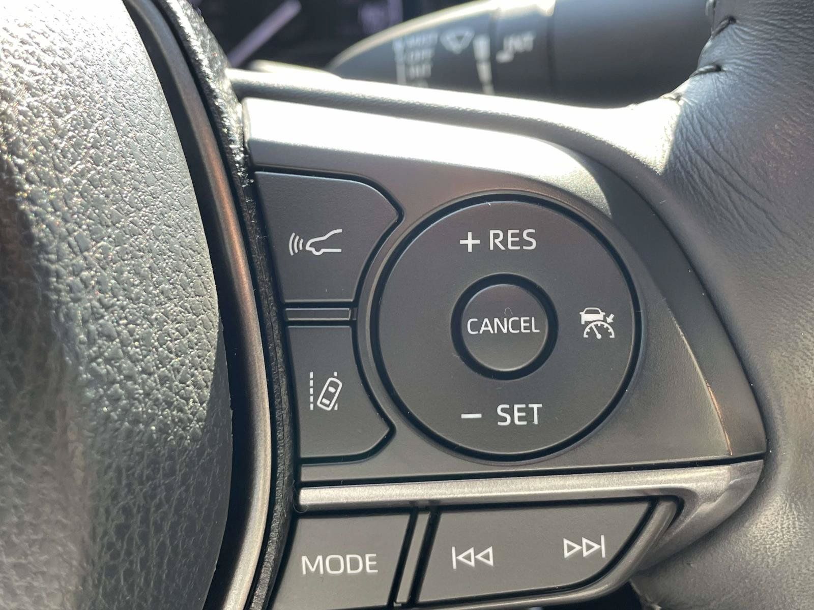 Used 2023 Toyota Camry SE FWD image 18