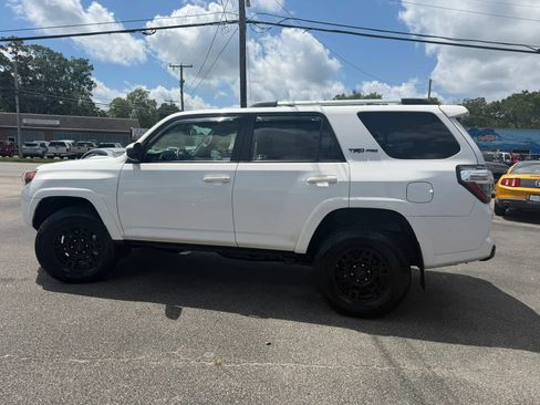 Used 2017 Toyota 4Runner TRD Pro AWD/4WD image 6