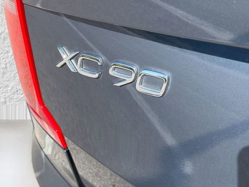 Used 2024 Volvo XC90 B5 Plus image 11