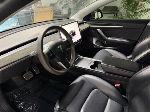 Used 2022 Tesla Model 3 Long Range image 8