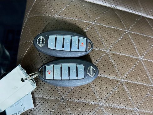 Certified 2023 Nissan Murano Platinum w/ Cargo Package image 37