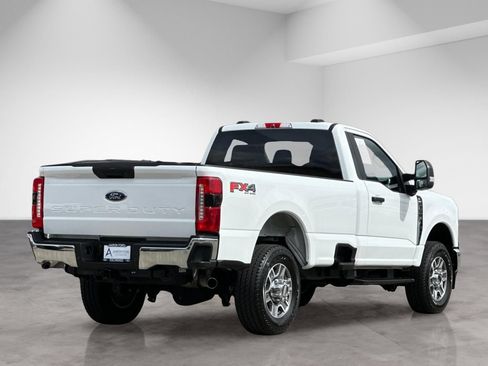Used 2025 Ford F350 XLT w/ 360-Degree Camera Package AWD/4WD image 7