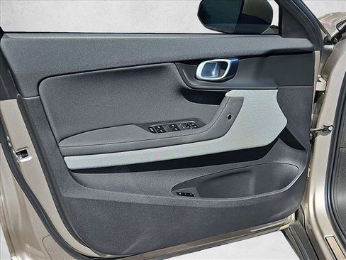 Used 2024 Polestar Polestar 2 w/ Pilot Pack RWD image 12