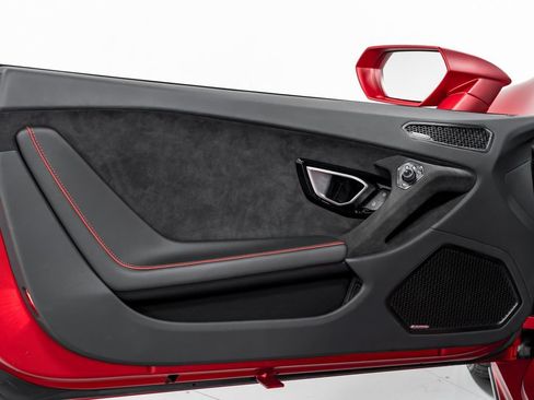 Used 2023 Lamborghini Huracan Tecnica RWD image 9