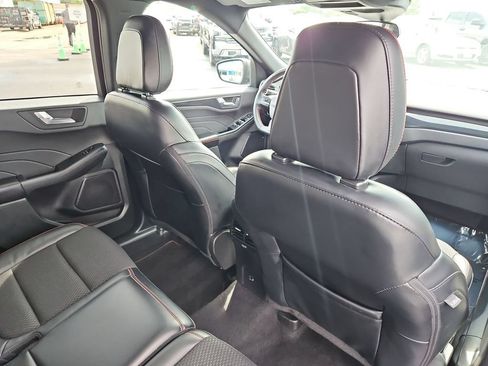 Used 2023 Ford Escape ST-Line FWD image 21