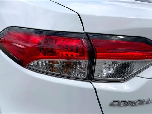 Used 2026 Toyota Corolla LE FWD image 28