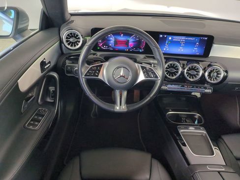 Used 2025 Mercedes-Benz CLA 250 image 17