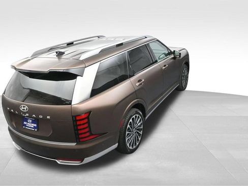 Certified 2026 Hyundai Palisade Calligraphy FWD image 30