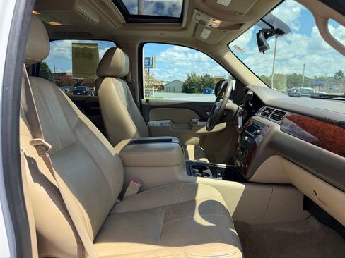 Used 2013 Chevrolet Tahoe LT RWD image 31