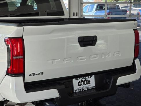 New 2025 Toyota Tacoma SR5 image 12