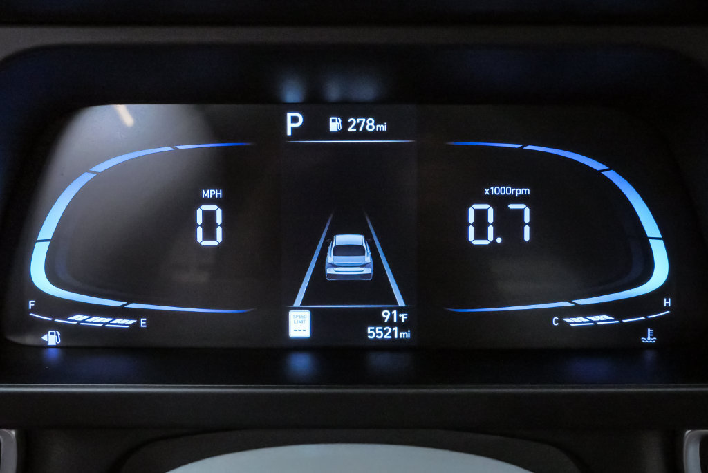 Certified 2026 Hyundai Elantra Sport FWD image 21