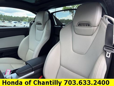 Used 2013 Mercedes-Benz SLK 250 image 19