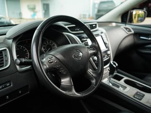 Used 2022 Nissan Murano SV FWD image 6