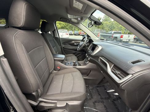 Used 2022 GMC Terrain SLE FWD image 27