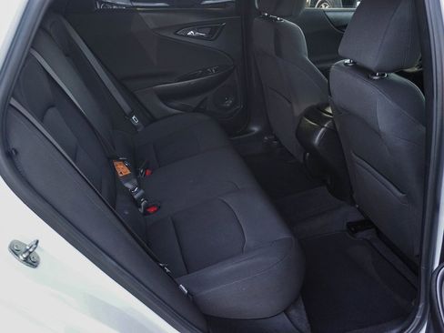 Used 2021 Chevrolet Malibu LS w/ LPO, Floor Liner Package image 13