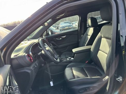 Used 2024 Chevrolet Blazer RS w/ Enhanced Convenience Package image 6