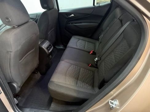 Used 2019 Chevrolet Equinox LT image 28
