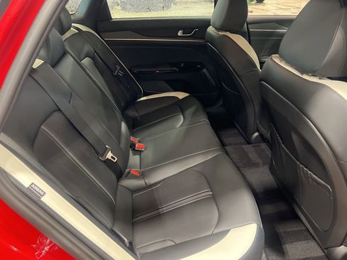 Certified 2025 Kia K5 GT-Line image 13