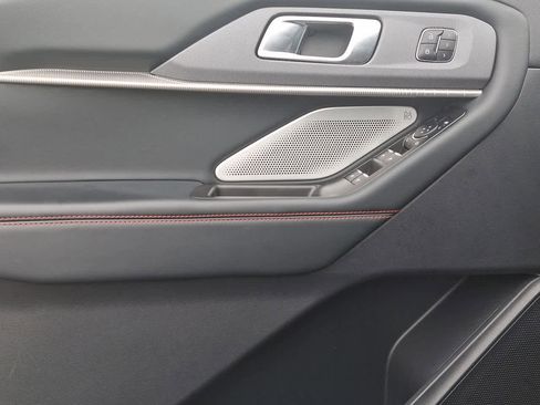 Certified 2025 Ford Explorer ST image 16