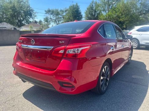 Used 2019 Nissan Sentra SR FWD image 5