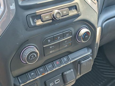 Used 2023 Chevrolet Silverado 1500 Custom AWD/4WD image 14