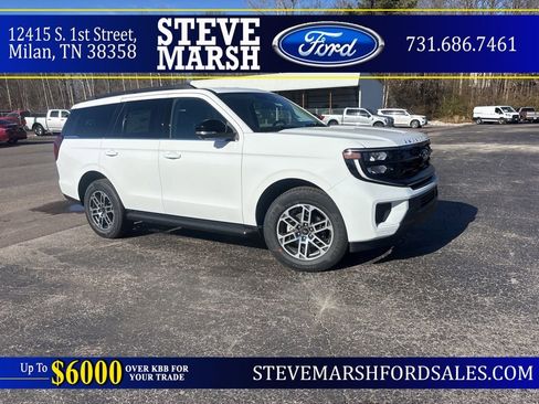 New 2026 Ford Expedition Active image 1