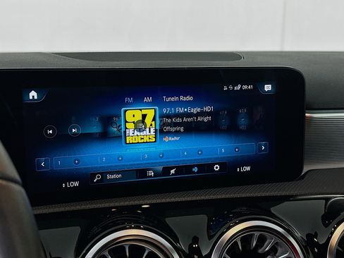 Used 2022 Mercedes-Benz A 220 image 19