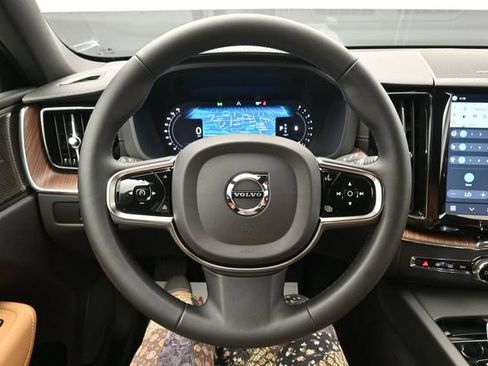Used 2023 Volvo XC60 B5 Ultimate w/ Climate Package AWD/4WD image 25