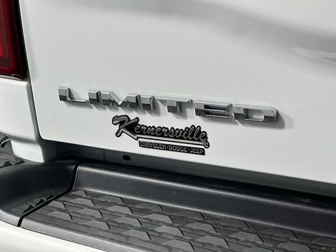 New 2026 RAM 3500 Limited w/ Towing Technology Group image 21