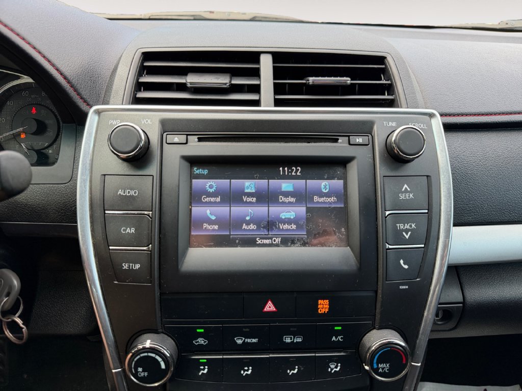 Used 2017 Toyota Camry SE FWD image 10