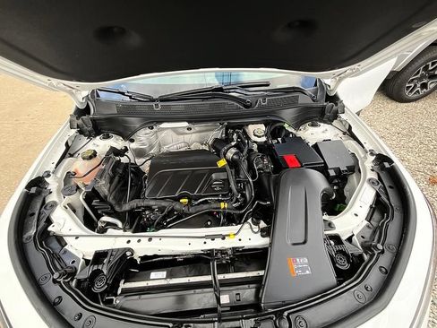 Used 2024 Buick Envista Preferred w/ Convenience I Package FWD image 3