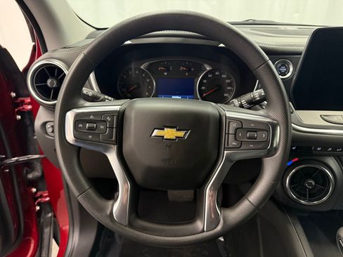 Used 2025 Chevrolet Blazer LT image 12