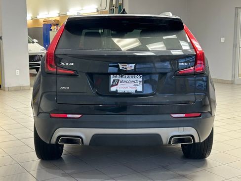 Used 2022 Cadillac XT4 Premium Luxury w/ Enhanced Visibility Package image 6