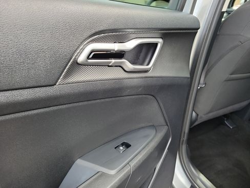 Used 2024 Kia Sportage LX image 13