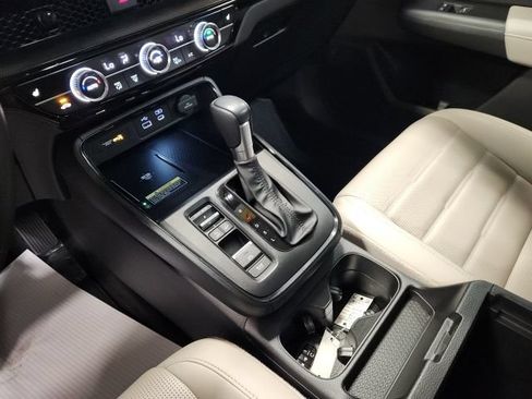 Used 2025 Honda CR-V EX-L image 16