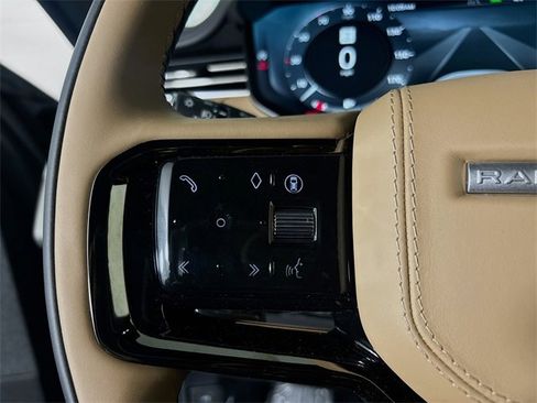 New 2025 Land Rover Range Rover Sport Dynamic SE image 10