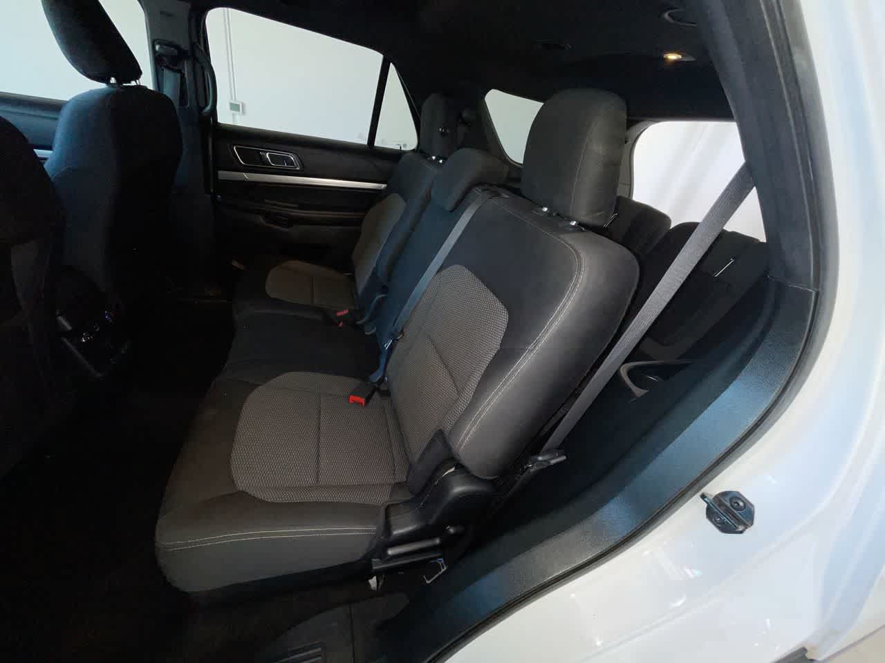 Used 2019 Ford Explorer XLT w/ Equipment Group 201A AWD/4WD image 22