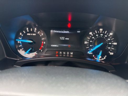 Certified 2017 Ford Expedition XLT image 16