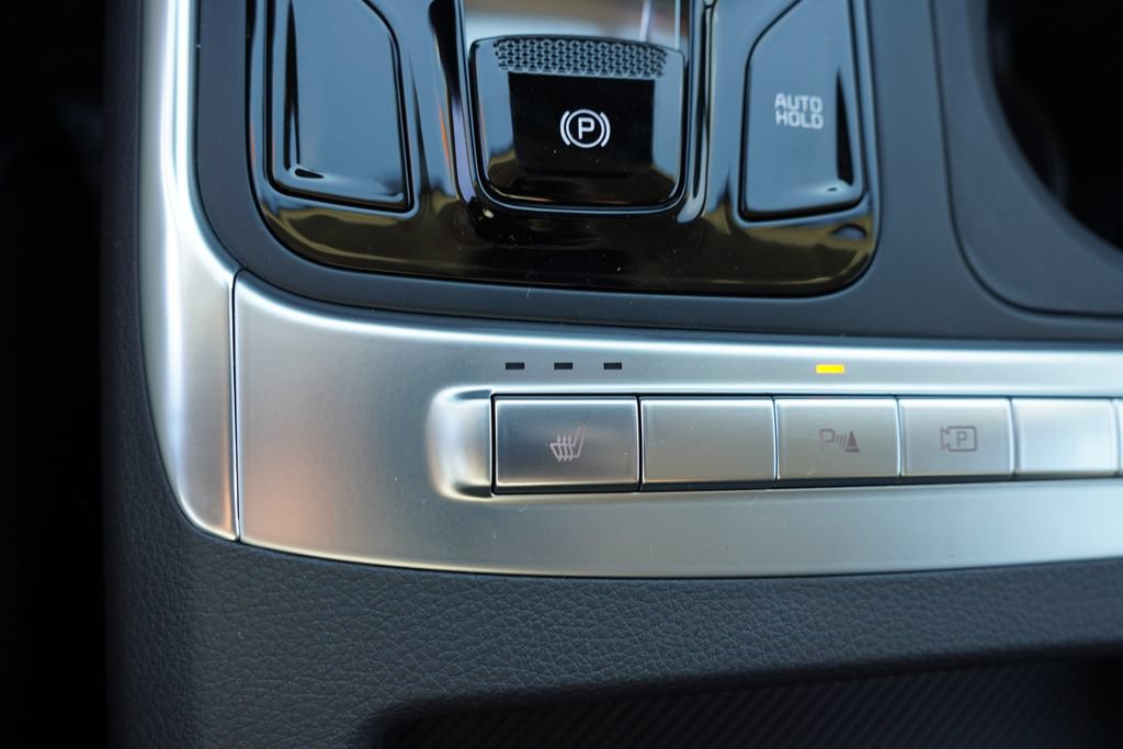New 2027 Kia Carnival EX FWD image 16
