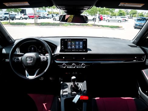 Certified 2024 Honda Civic Si image 28