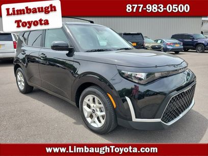 Used 2025 Kia Soul LX w/ LX Technology Package