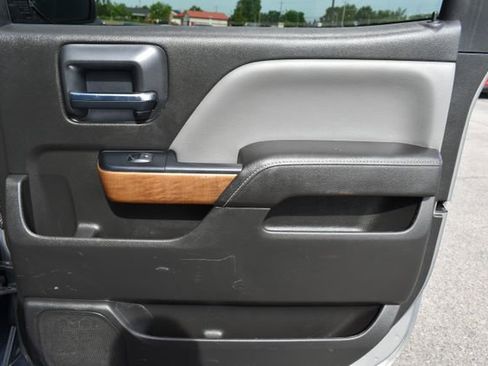 Used 2017 Chevrolet Silverado 1500 LTZ w/ Sport Package AWD/4WD image 39