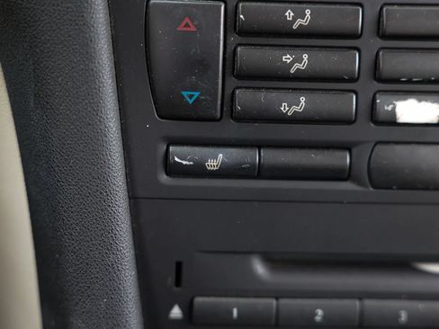 Used 2004 Saab 9-3 Aero FWD image 29
